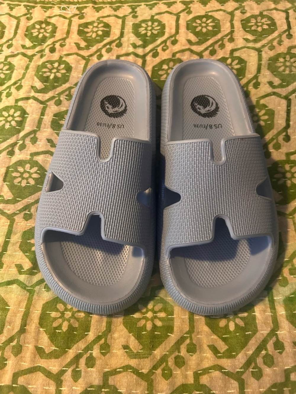 Women’s Slide Sandals in Light Blue – Cushioned Open-Toe Comfort